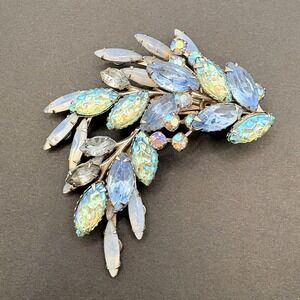 Vintage Light Blue AB Aurora Borealis Crystal Moonstone Glass Navette Brooch